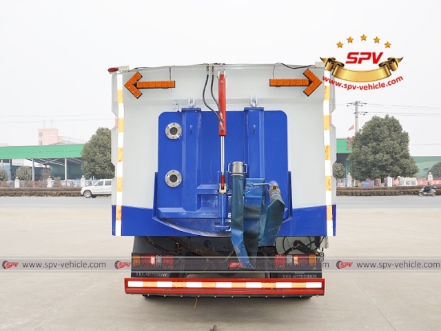 ISUZU 6 CBM Combined Road Washing and Sweeping Truck