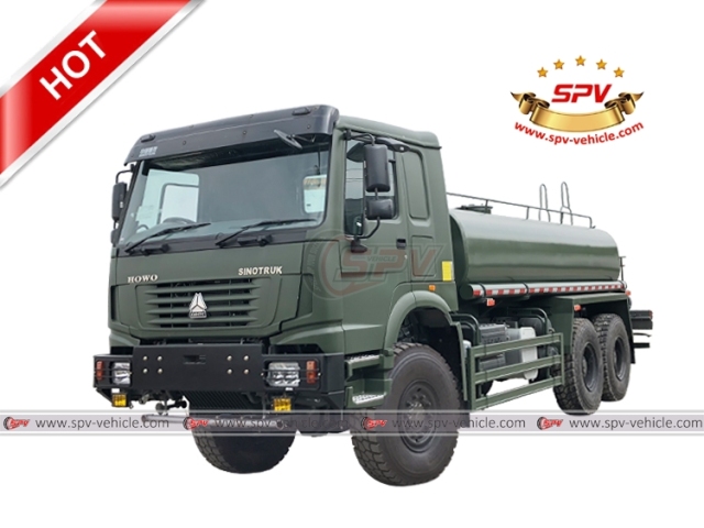 SINOTRUK 10,000L Off-raod Water Distribution Truck
