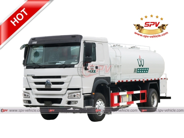 HOWO 15,000L Stainless Steel Water Truck