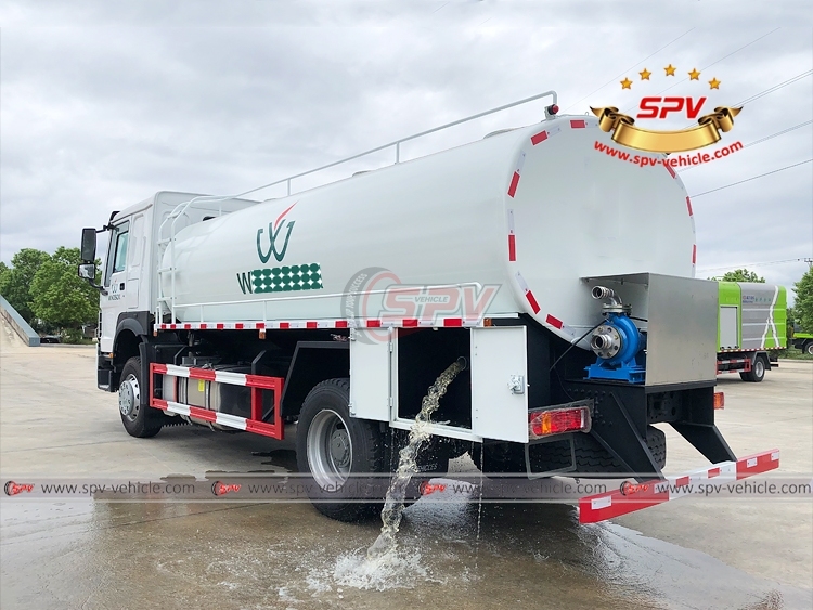 HOWO 15,000L Stainless Steel Water Truck