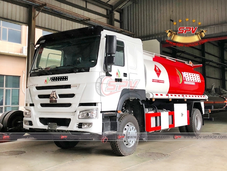 12,000 Liters Mobile Fuel Truck SINOTRUK
