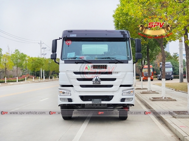 12,000 Liters Mobile Fuel Truck SINOTRUK