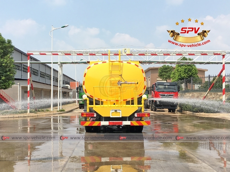 HOWO 20,000 Litres Water Irrigation Truck