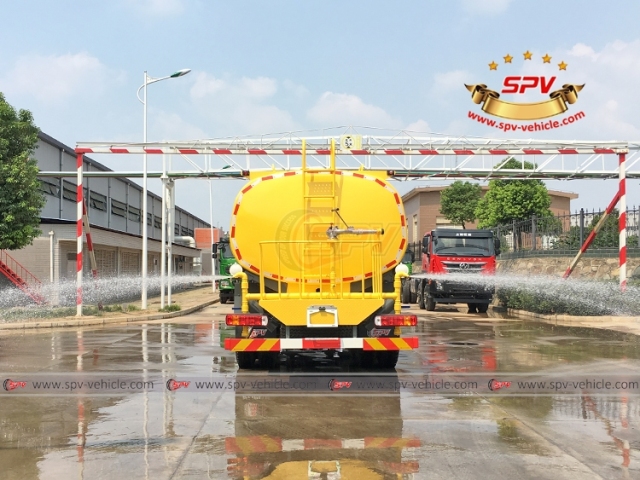 HOWO 20,000 Litres Water Irrigation Truck