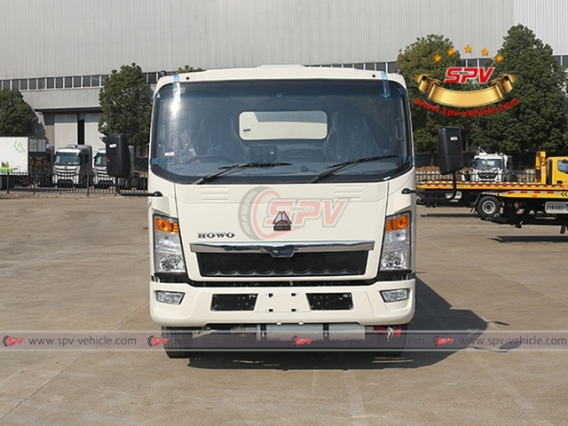 8,000 L Fuel Pump Truck SINOTRUK RHD