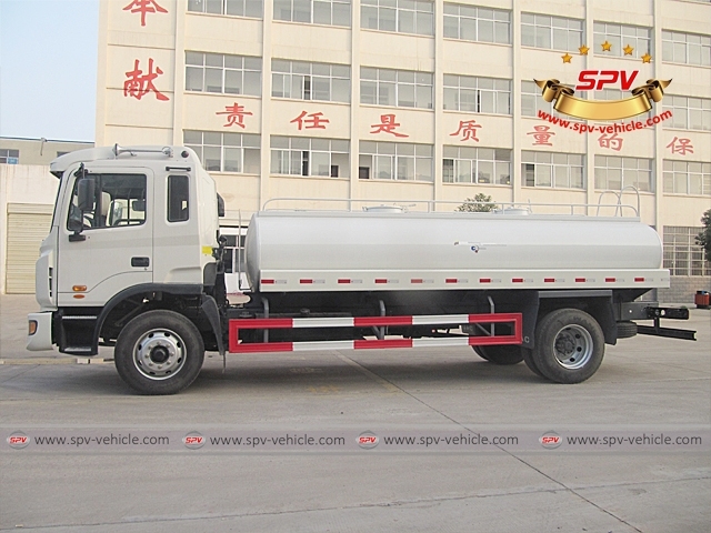 JAC 10,000 L Bulk Water Truck