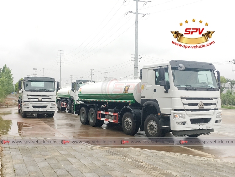 Sinotruk 25,000 L Landscape Watering Truck