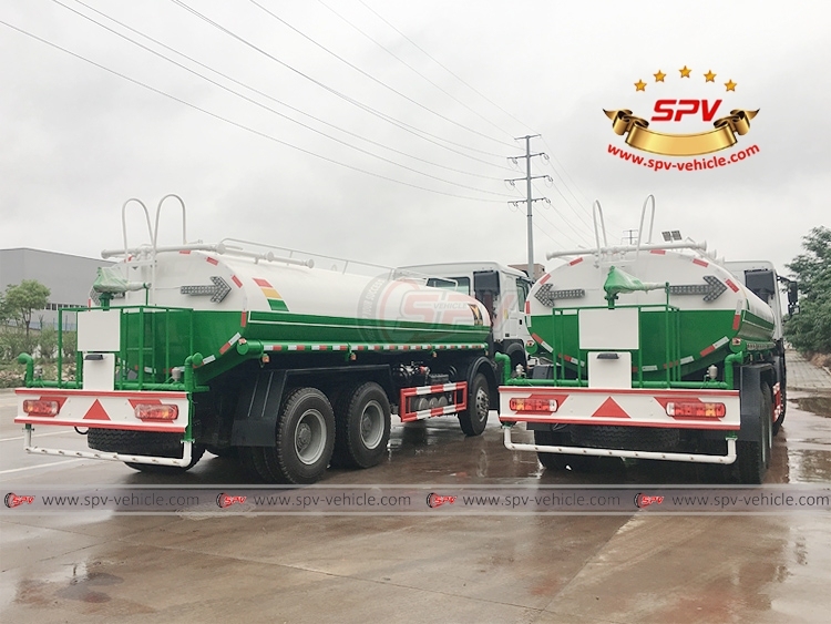 Sinotruk 25,000 L Landscape Watering Truck