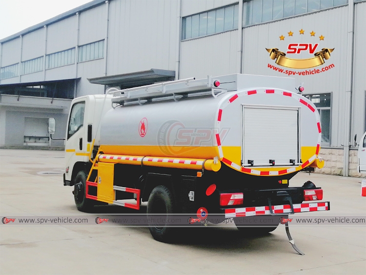 JMC 5,000 Liters Fuel Supply Lorry  - Rear Left