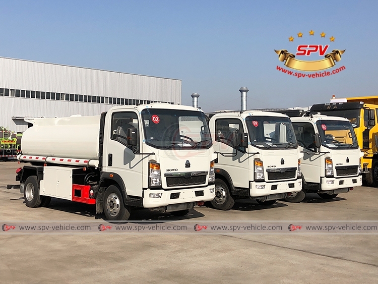 HOWO 5,000 Liters Petroleum Distribution Truck