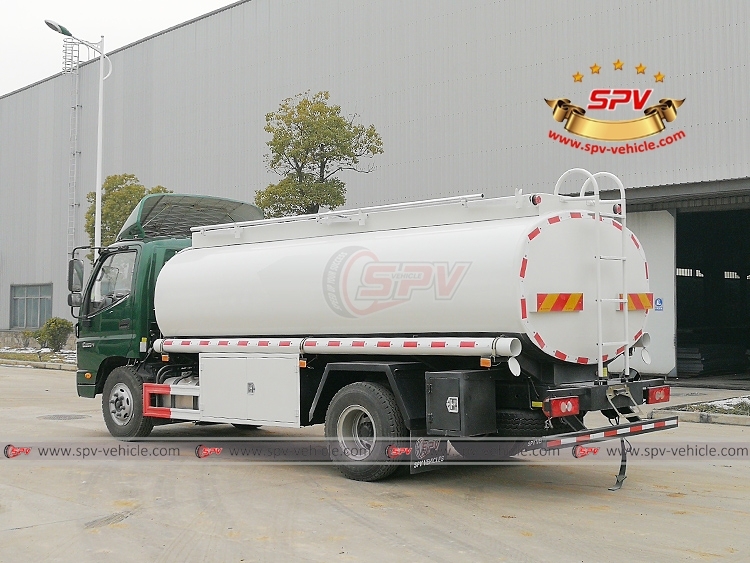 FOTON 8,000 Liters Petrol Transport Truck