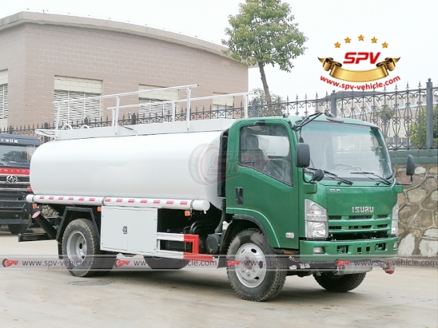 ISUZU 10,000 Liters Refueler Truck