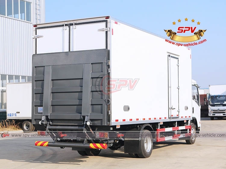 ISUZU 5 Ton Heat Preservation Truck With Tailgate