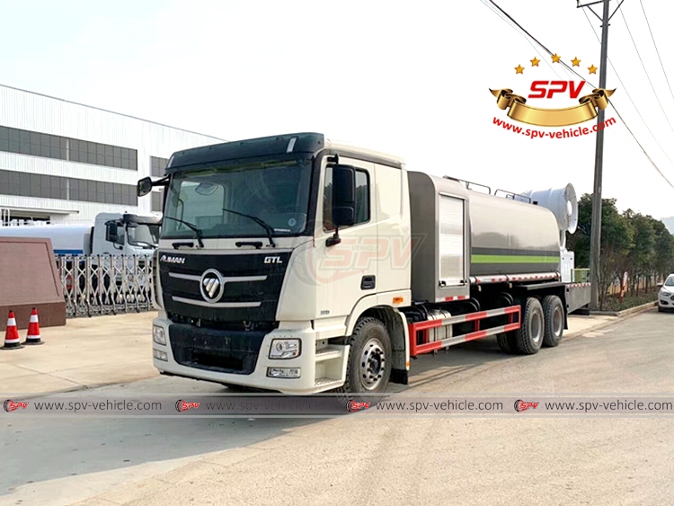 10 Wheels Mist Spraying Truck FOTON - Front Left
