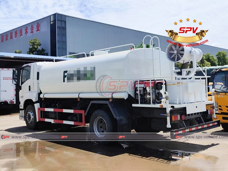 8,000 Litres Disinfection Mist Vehicle ISUZU - Rear Left