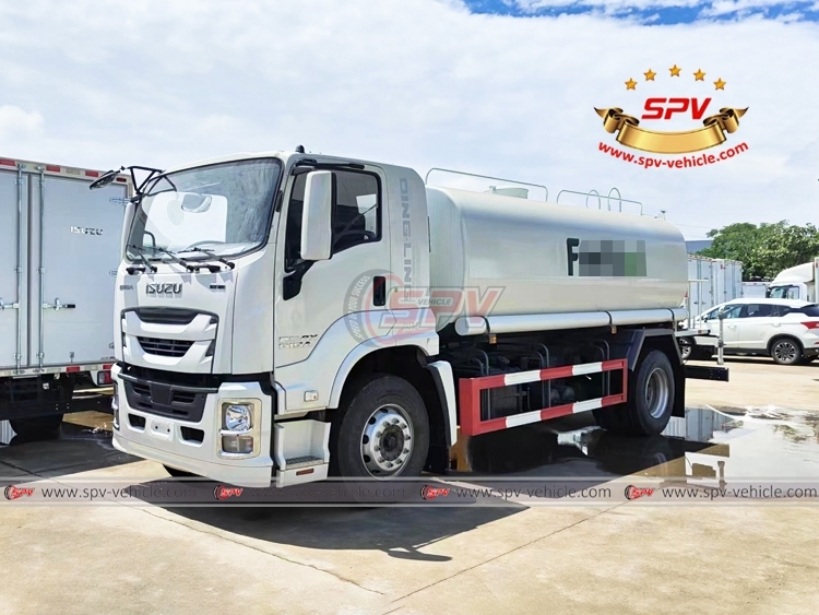 8,000 Liters Chemical Spraying Truck ISUZU