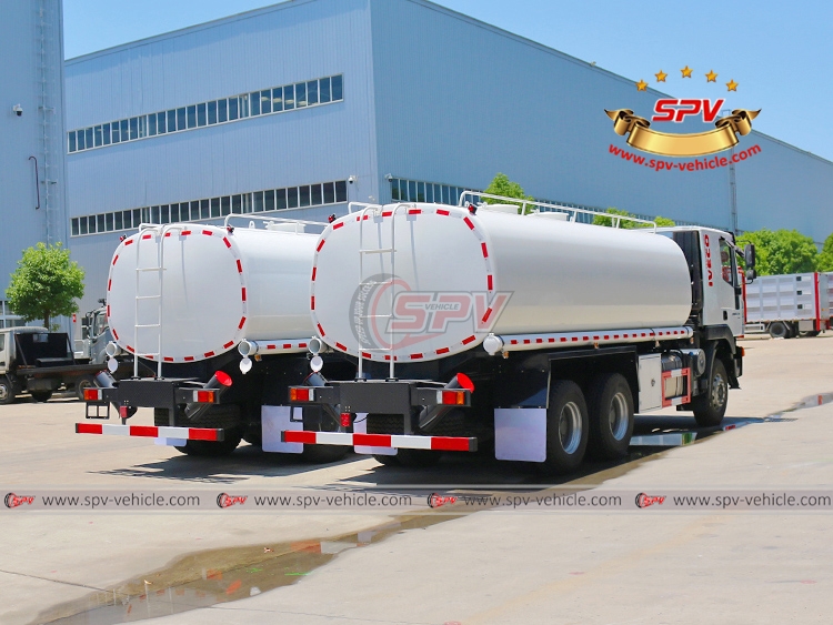 20,000 Litres Water Delivery Truck IVECO - Rear Right