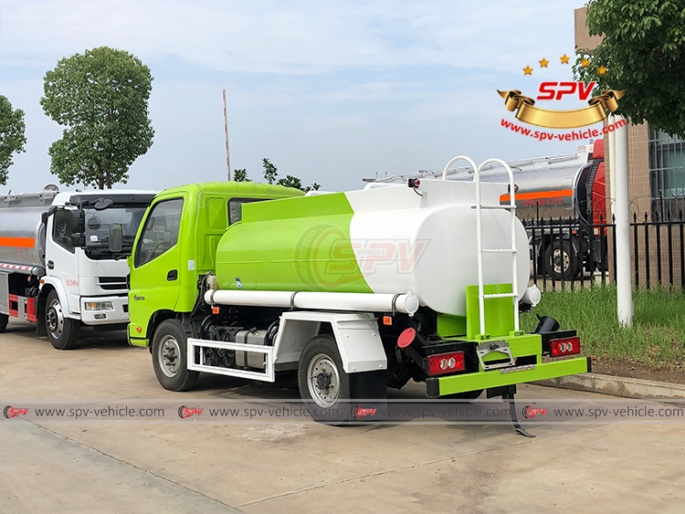 2,000 Litres Diesel Transfer Truck FOTON - Rear Left