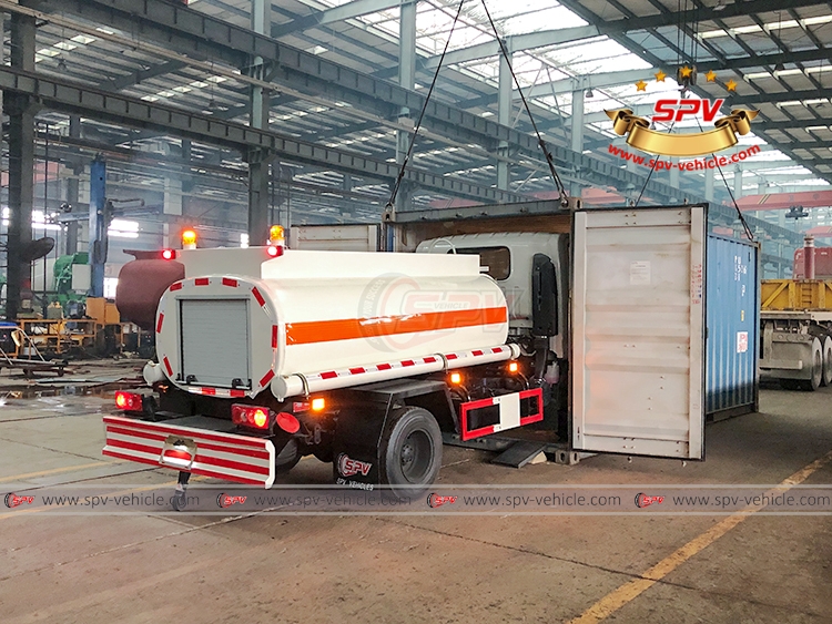 JMC 2,000 Litres Fuel Supply Truck Loading into Container