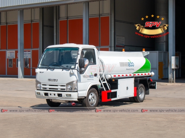 4,000 Litres Diesel Carrier Truck ISUZU