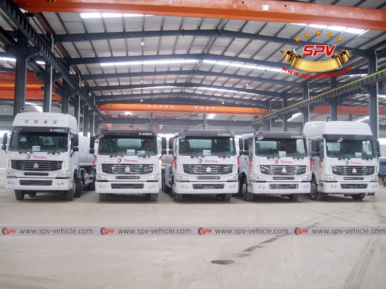 30,000 L Rigid Fuel Truck SINOTRUK