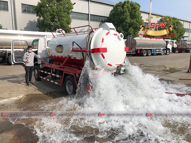 4,000 Litres Wastewater Suction Truck ISUZU