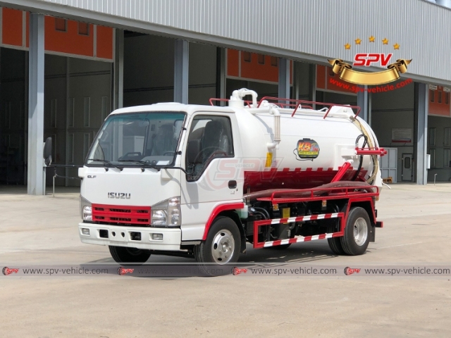 4,000 Litres Wastewater Suction Truck ISUZU