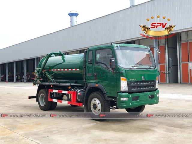 6,000 Litres Sewage Collection Truck SINOTRUK