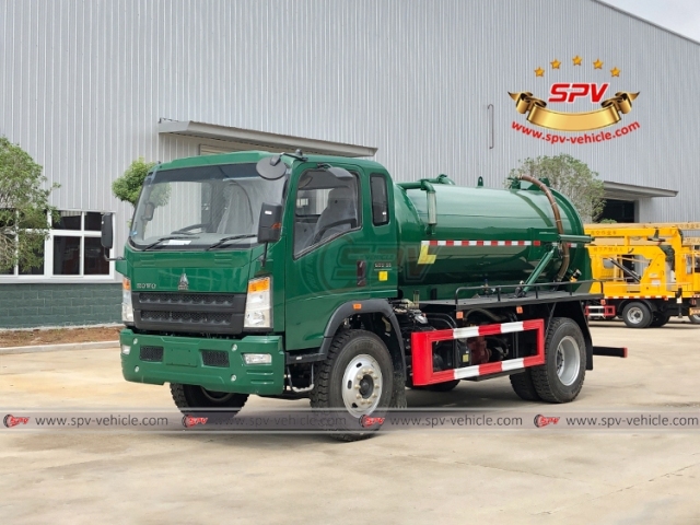 6,000 Litres Sewage Collection Truck SINOTRUK