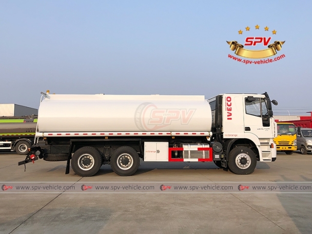 18,000 Litres Fuel Truck With Dispenser IVECO