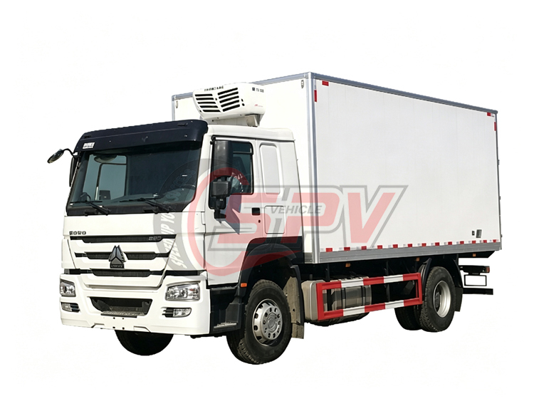 10 Tons Reefer Van Truck SINOTRUK