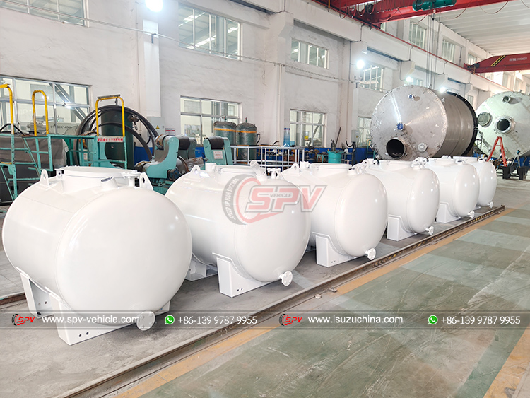 1,000 Litres Fuel Storage Tanks in Workshop