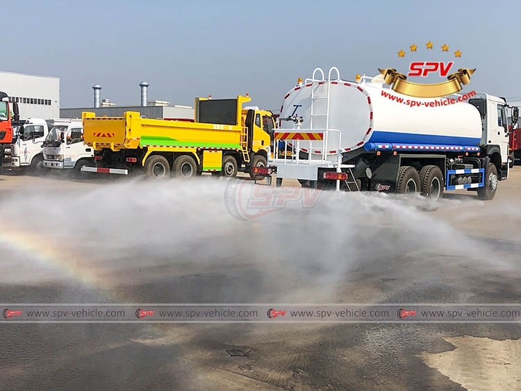 20,000 Litres Water Spraying Truck SINOTRUK RHD
