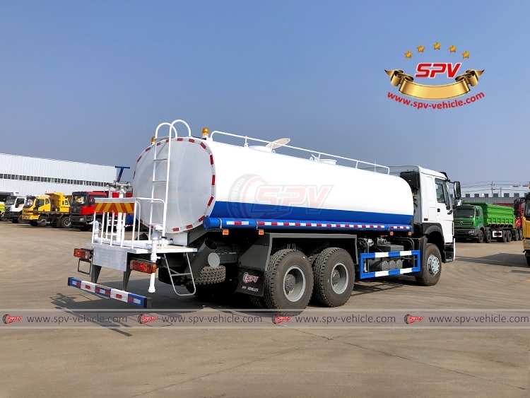 20,000 Litres Water Spraying Truck SINOTRUK RHD