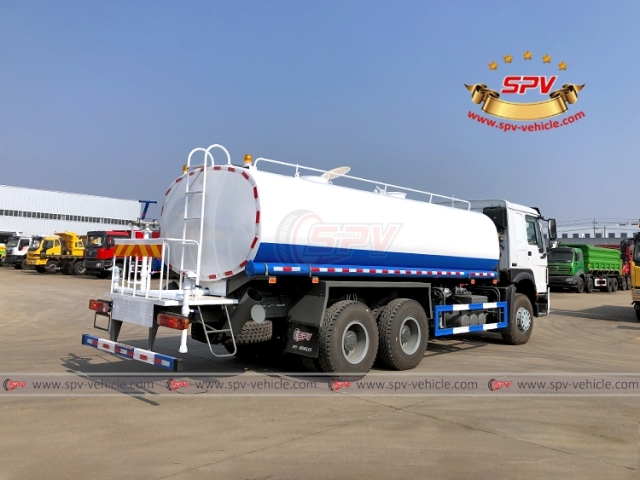 20,000 Litres Water Spraying Truck SINOTRUK RHD