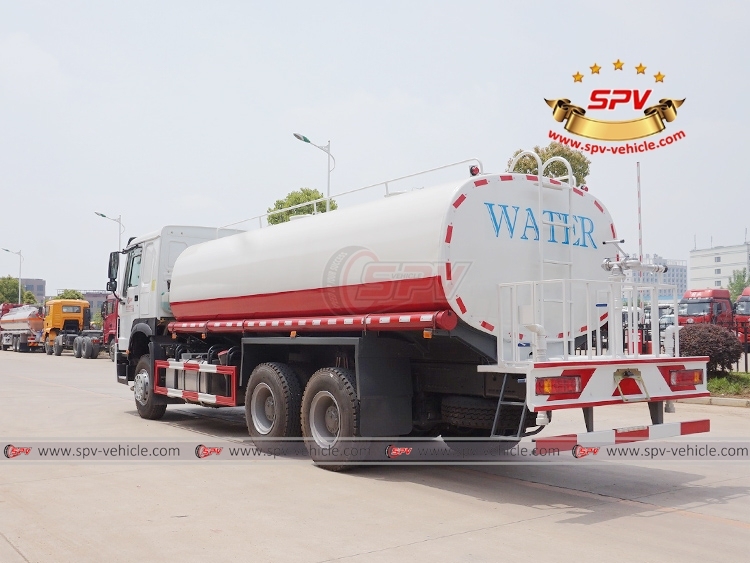 20,000 Litres Water Spraying Truck SINOTRUK RHD