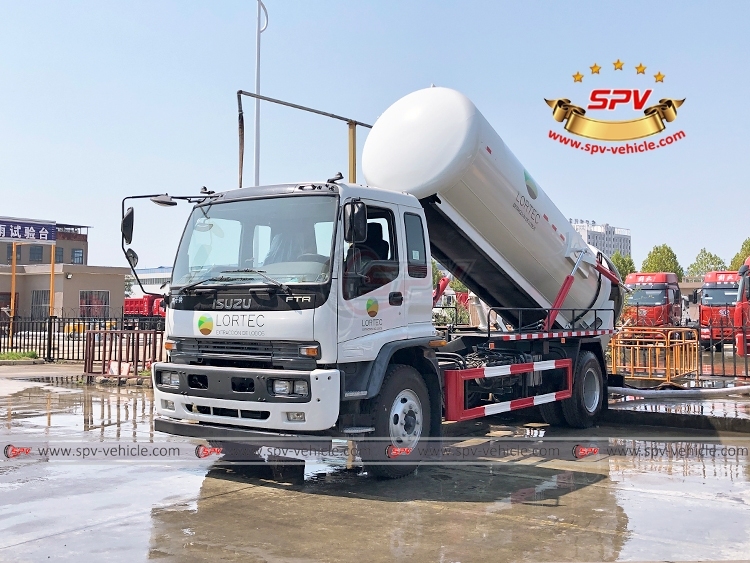 10,000 Litres Cesspool Disposal Truck ISUZU