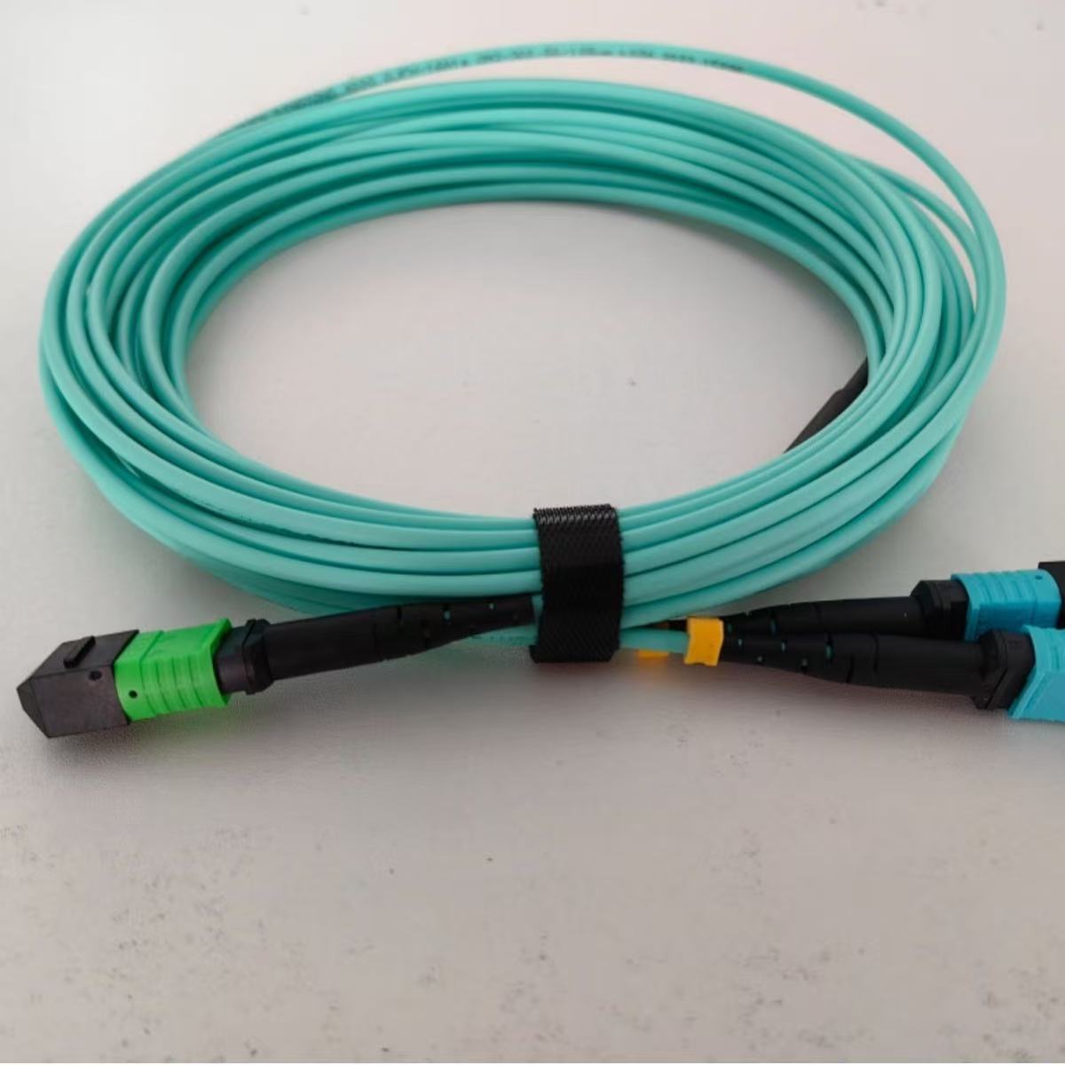 12-Core MPO to LC Fan-out Fiber Patch Cord | OM3 / OM4 Aqua Multimode Breakout Cable for 40G/100G QSFP Data Centers