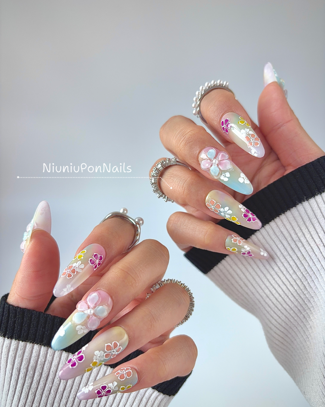 Cloudy Flower Room-9