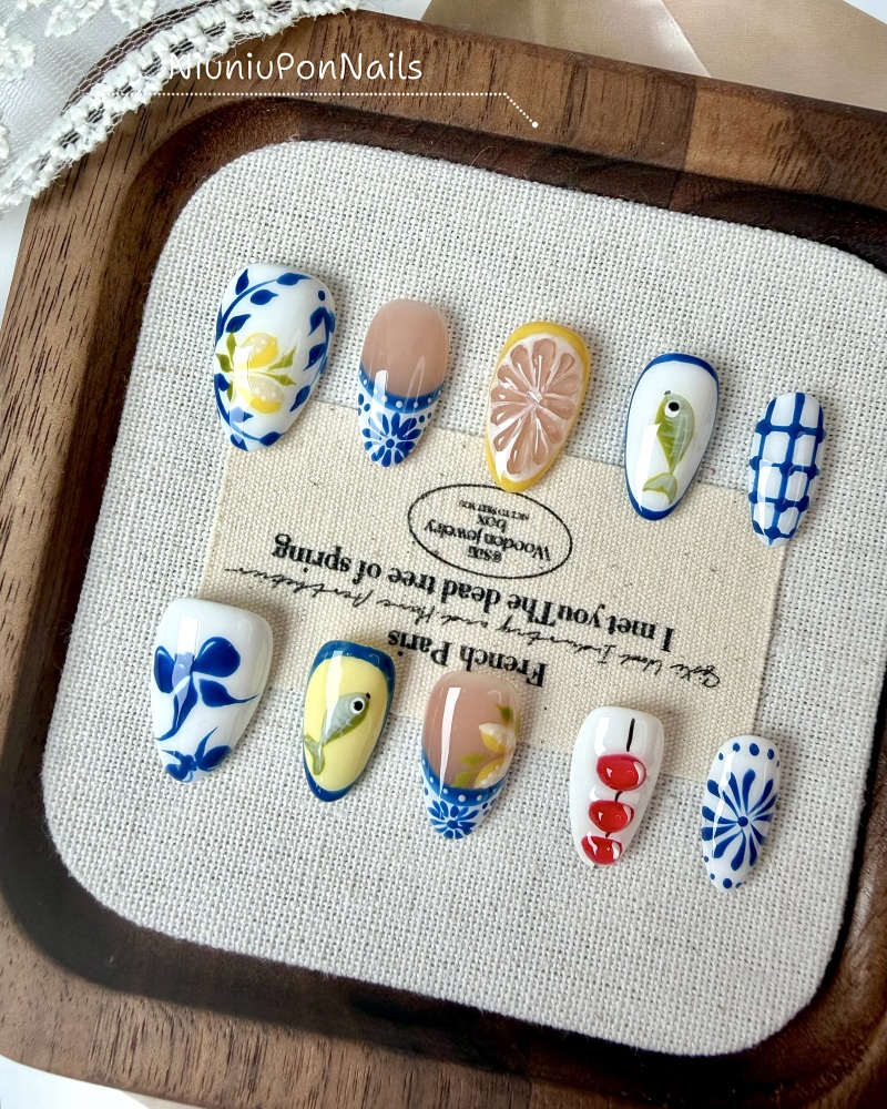 Blue&White Porcelain Fun-60