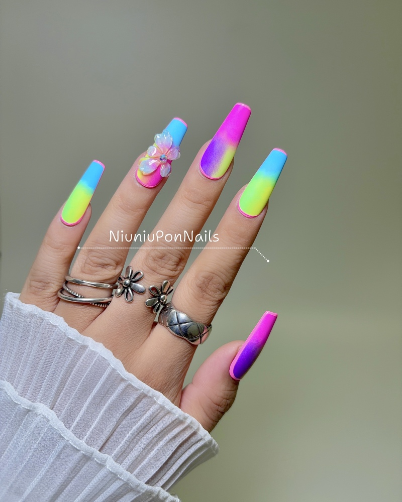Neon Blossom-90