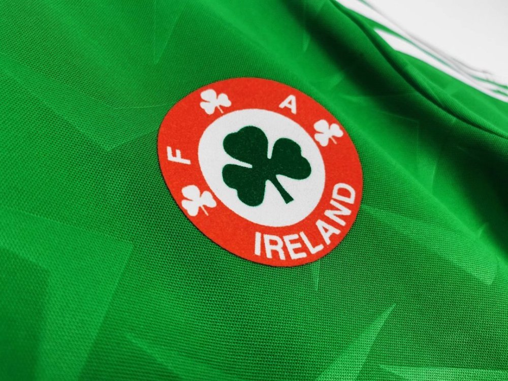 1990-92 IRELAND HOME