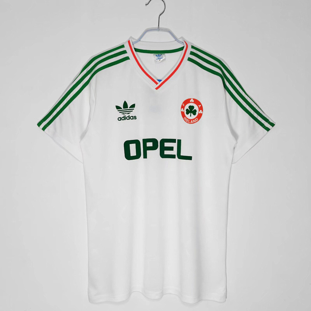 1990-92 IRELAND AWAY