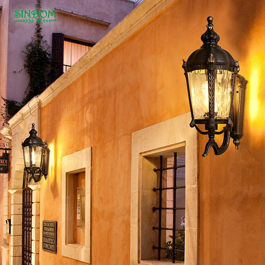 European Cast Aluminium Water-corrugated Glass High Lumen Wall Light