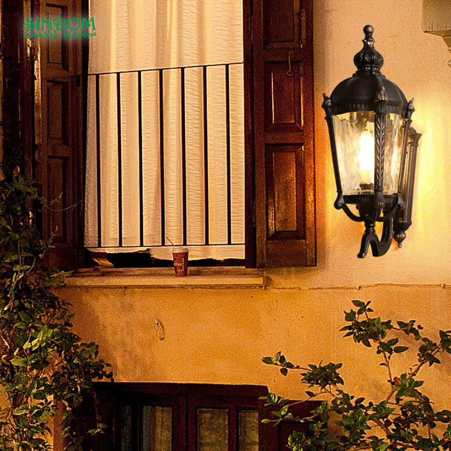 European Cast Aluminium Water-corrugated Glass High Lumen Wall Light