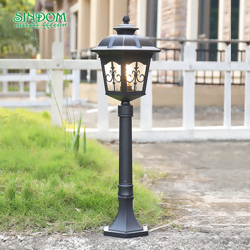 Contemporary Aluminum Lawn Lights for Garden, Pathway and Courtyard Lighting