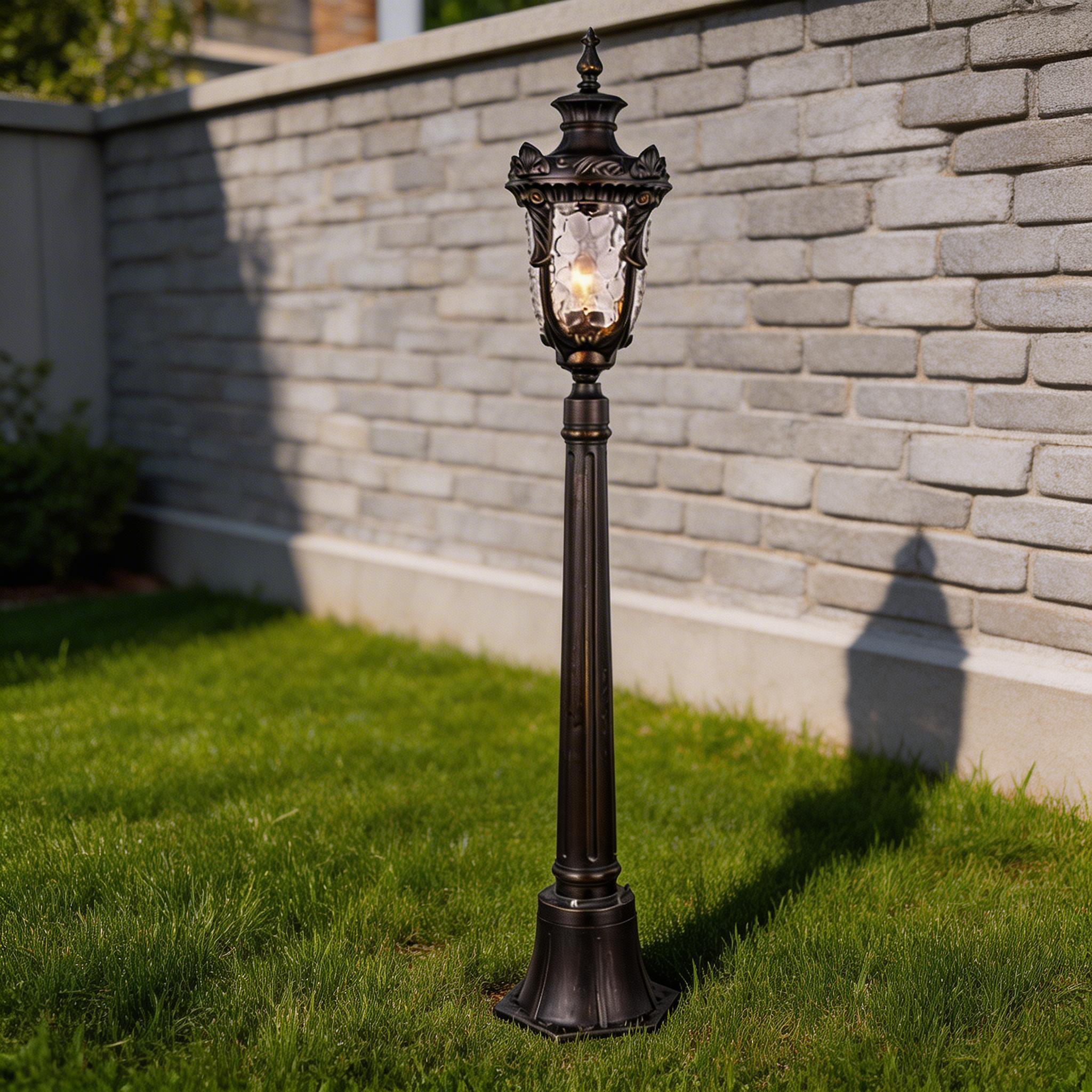 Heavy Duty LED Aluminum Lawn Lights for Long Lasting Outdoor Pathway Lighting