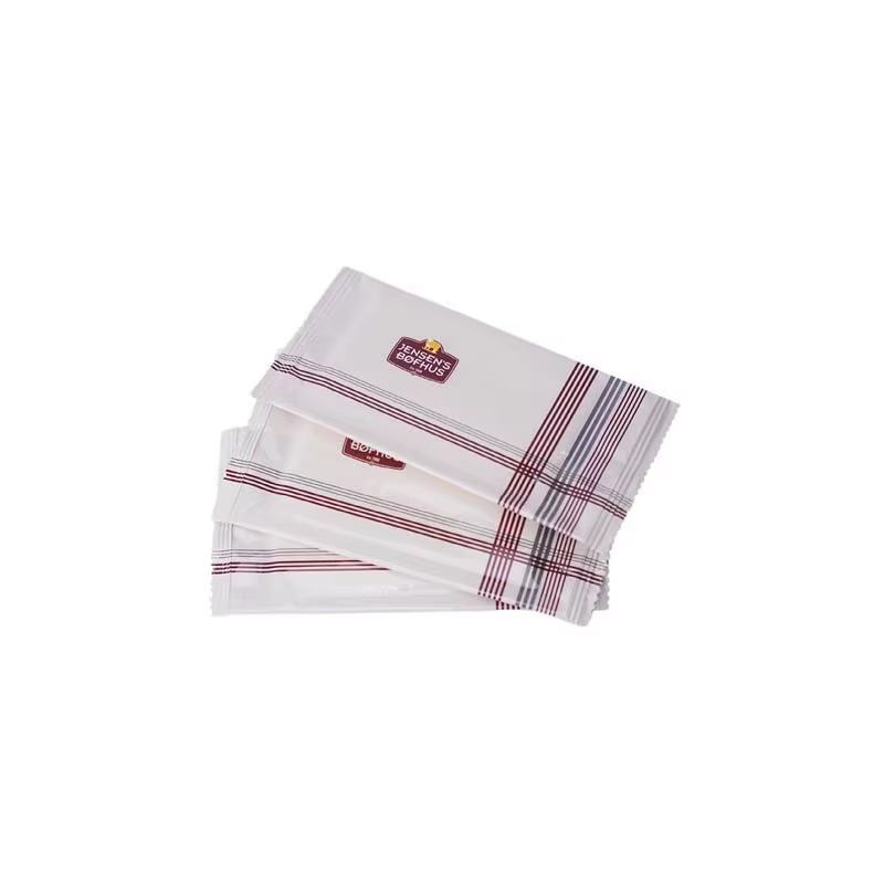 Customized 65% Alcohol Aloe Cleaning Wet Wipes for Outdoor Traveling on the Go Hygiene Disinfecting Wipe
