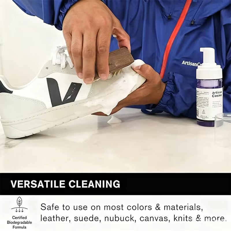 Custom Logo Ready-to-use Cleaning Care effectively cleans and cares for suede, leather, vinyl, canvas, mesh, and nubuck.