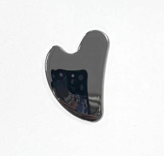 Metal Material Hardware Heart Shaped Portable Stainless Steel Massage Gua Sha Board